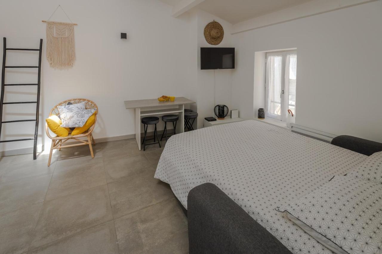 Appartement Terrasse Climatise Calme En Centre-Ville L'Isle-sur-la-Sorgue Kültér fotó